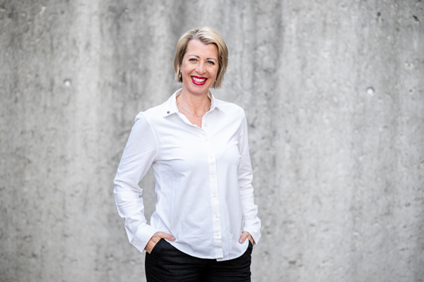 Denise Buergi - Inhaberin Geschaeftsfuehrerin